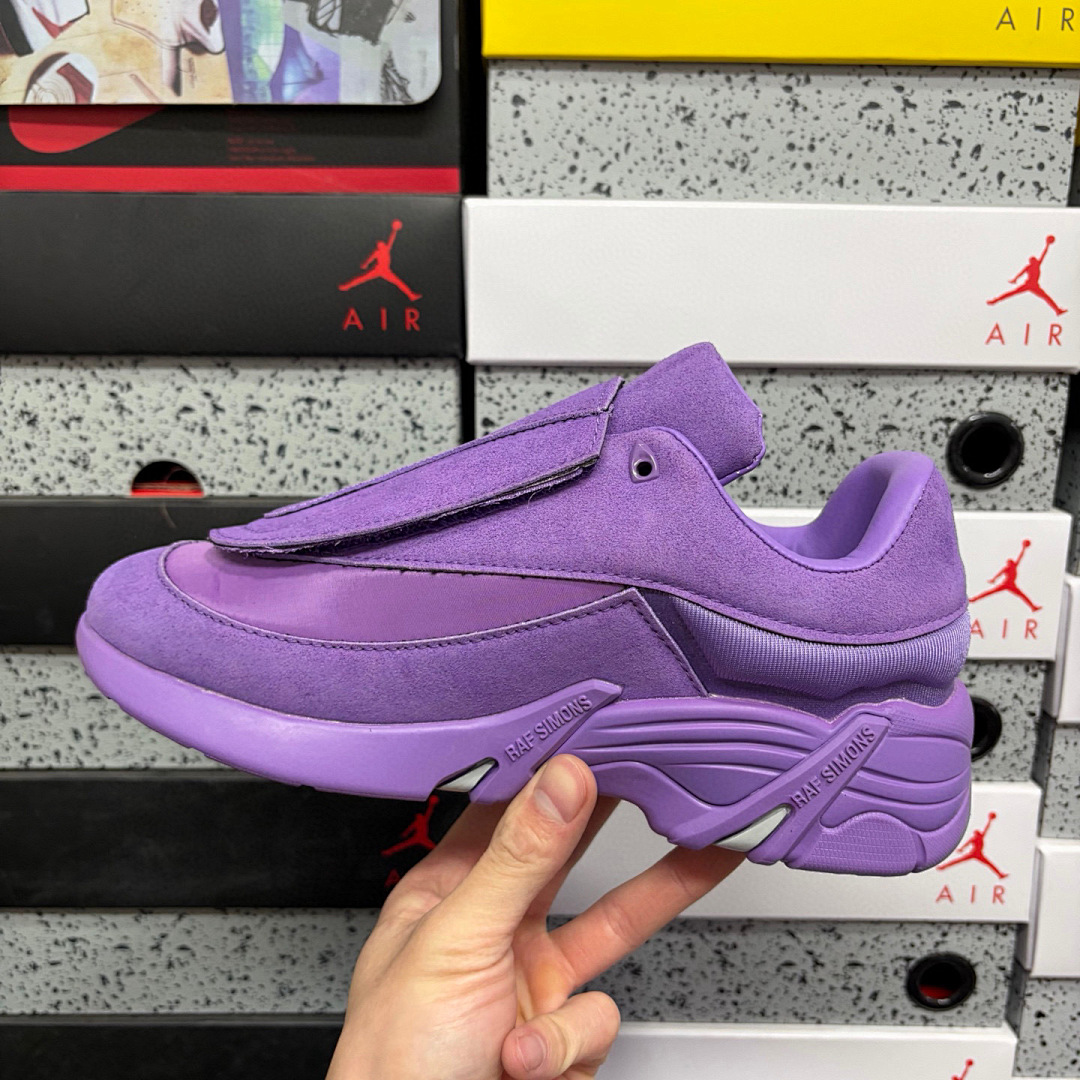 On Running Raf Simons Antei Low Top - Image 4