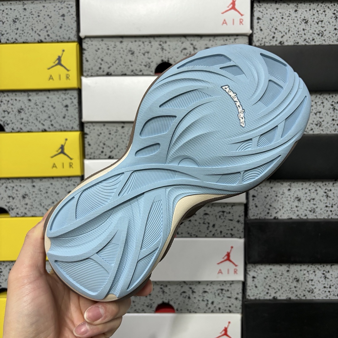 Balenciaga Jet 26 - Image 6