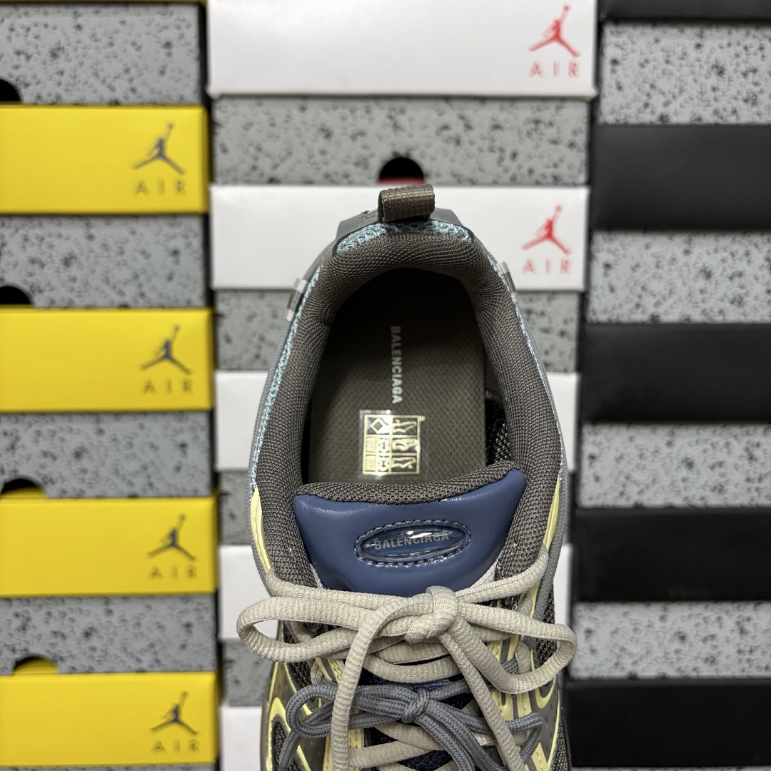 Balenciaga BLCG Radar 25 Gen - Image 4