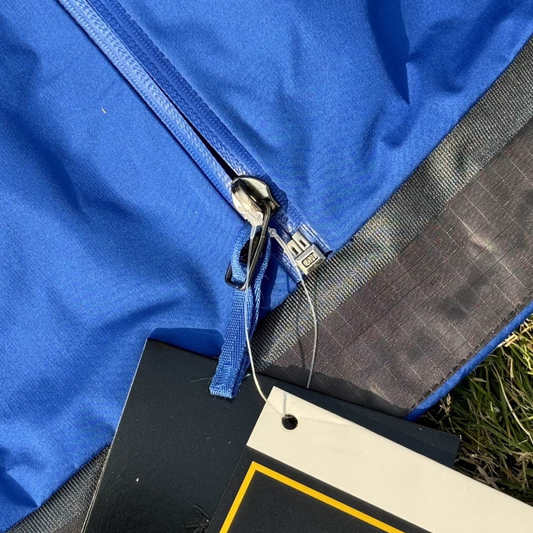 Arc'teryx Beta LT Jacket (Royal Blue) - Image 15