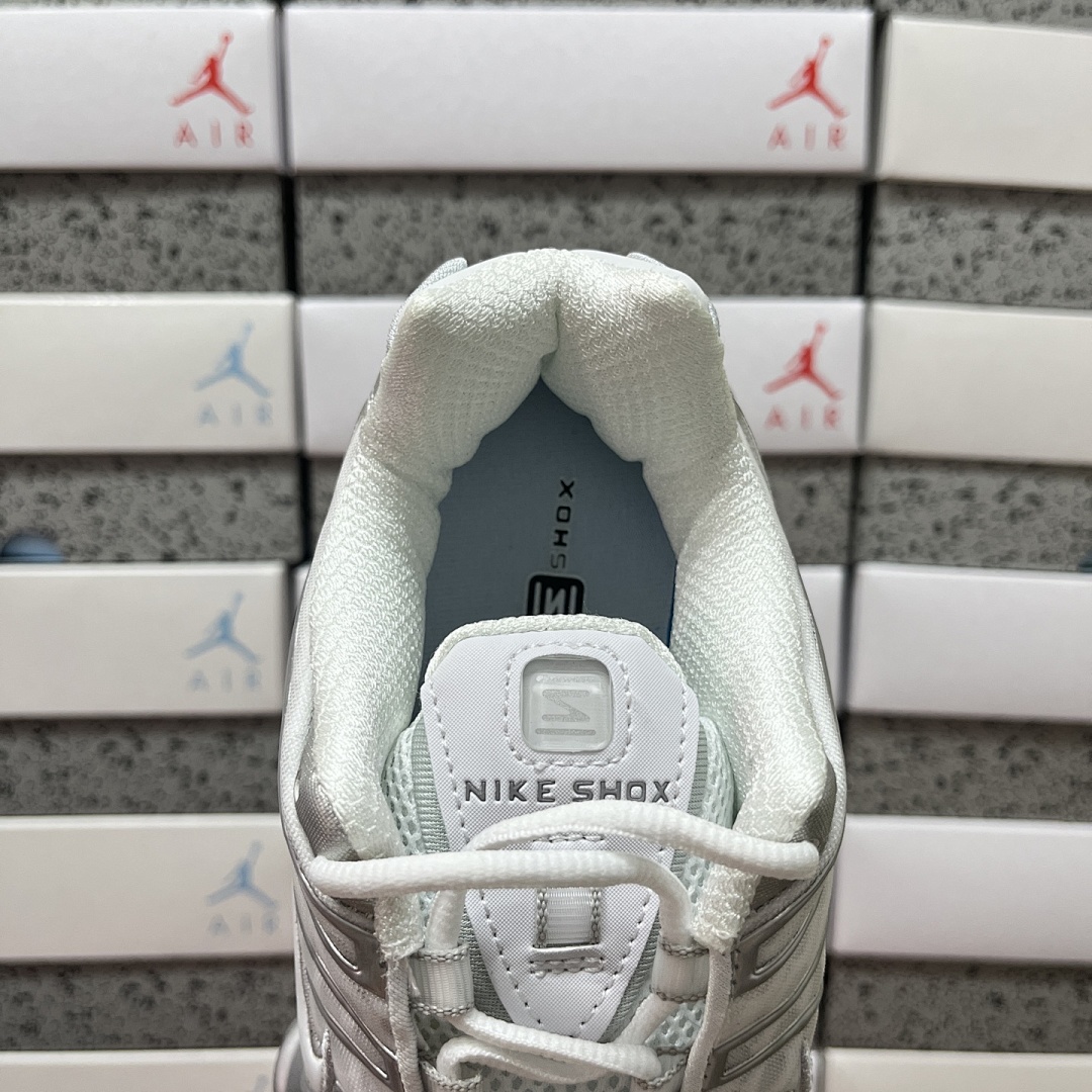 Nike Shox - Image 6