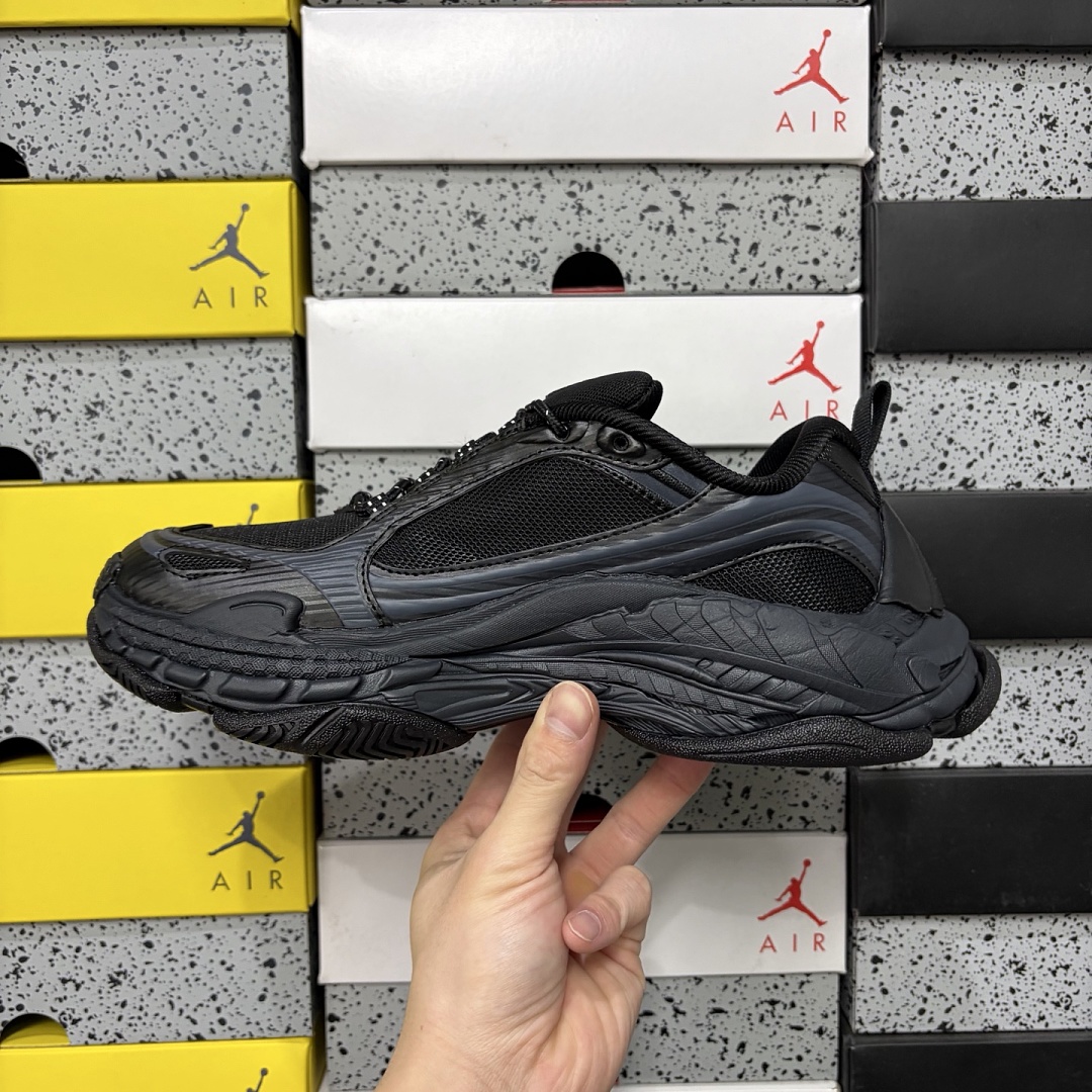 Balenciaga Triple S 2 - Image 7