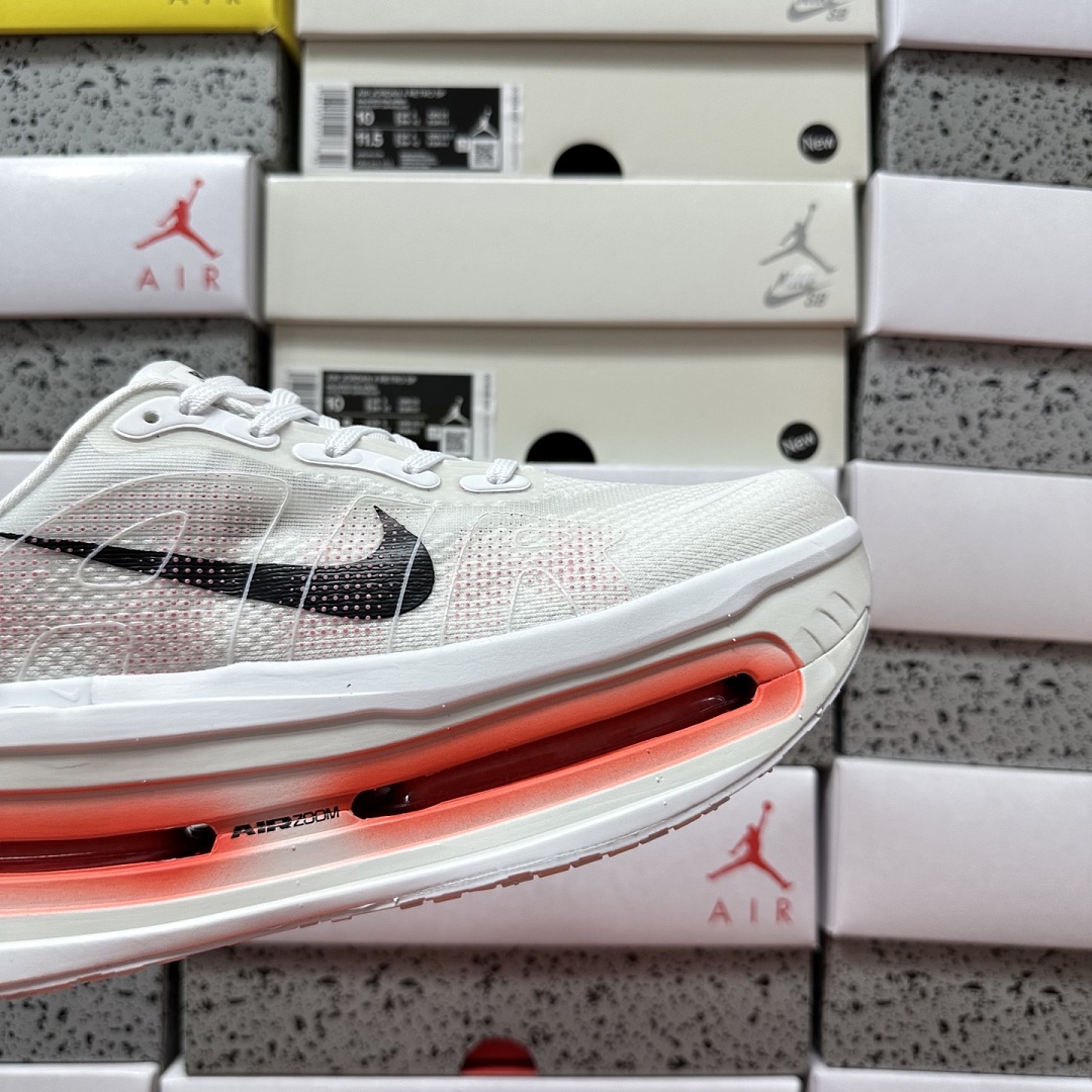 Nike Vomero Premium White Bright Crimson HQ2050-103 - Image 3