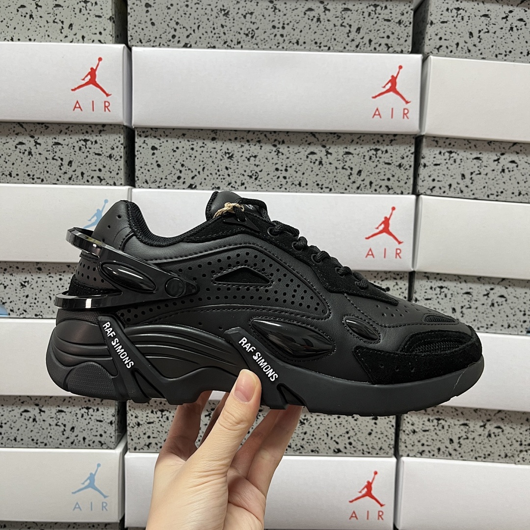 On Running Raf Simons Cylon-21 - Image 9