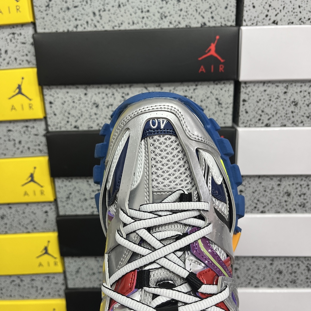 Balenciaga Track - Image 8