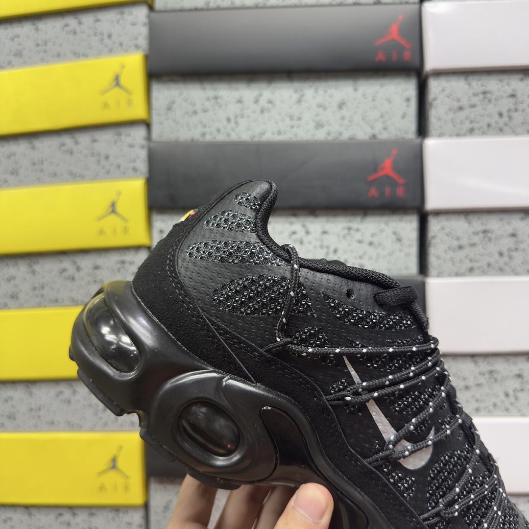 Nike Air Max Plus Toggle Black Reflective FD0670-001 White (Strap) - Image 6