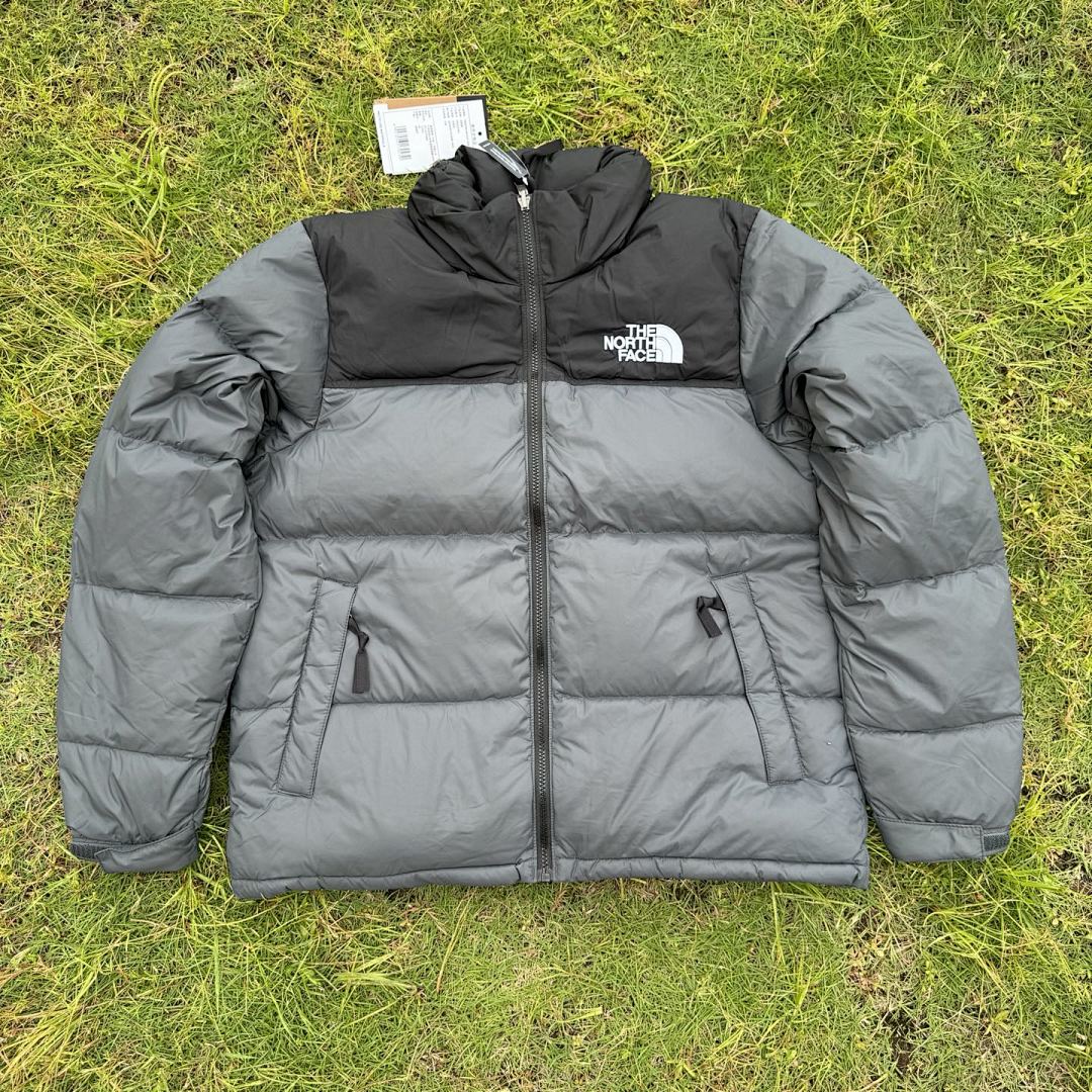 The North Face TNF 1996 Retro Nuptse 700 Fill Packable Jacket - Image 57