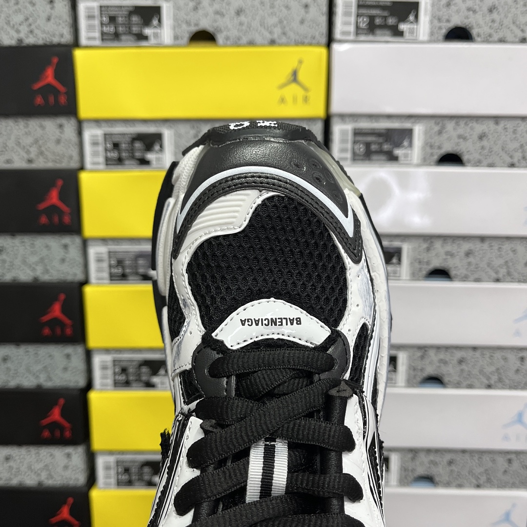 Balenciaga BLCG Runner 7 Gen - Image 2