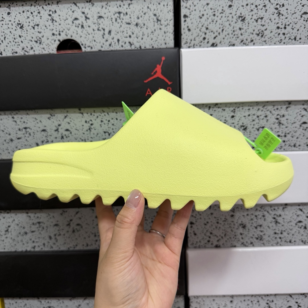 Adidas Slide/Foam Runner - Image 6