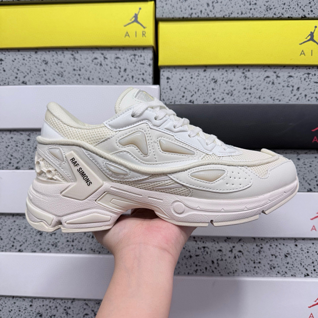 On Running Raf Simons Pharaxus - Image 9