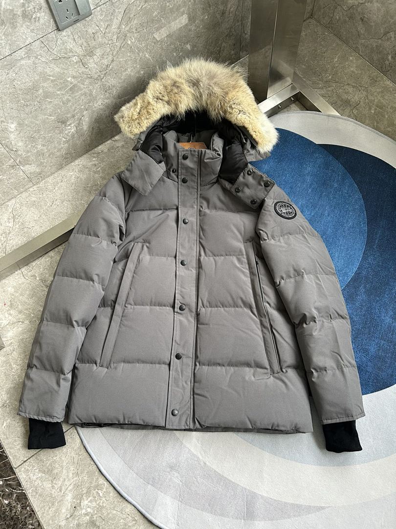 Canada Goose Wyndham Parka - Image 66