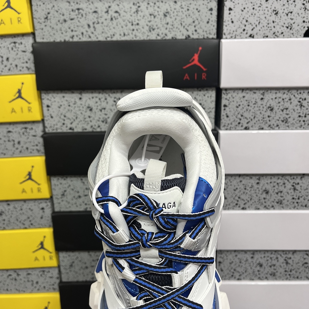 Balenciaga Track - Image 5
