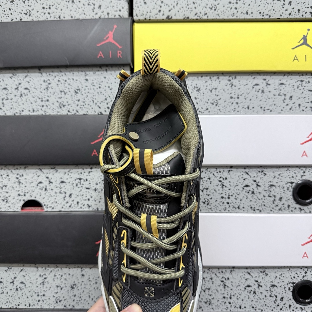 Off-White Be Right Back - Image 8