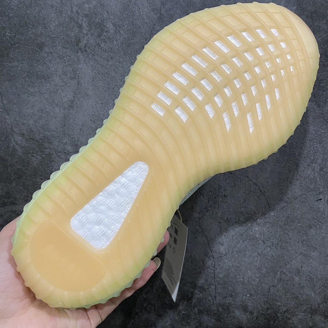 Adidas Yeezy 350 - Image 2