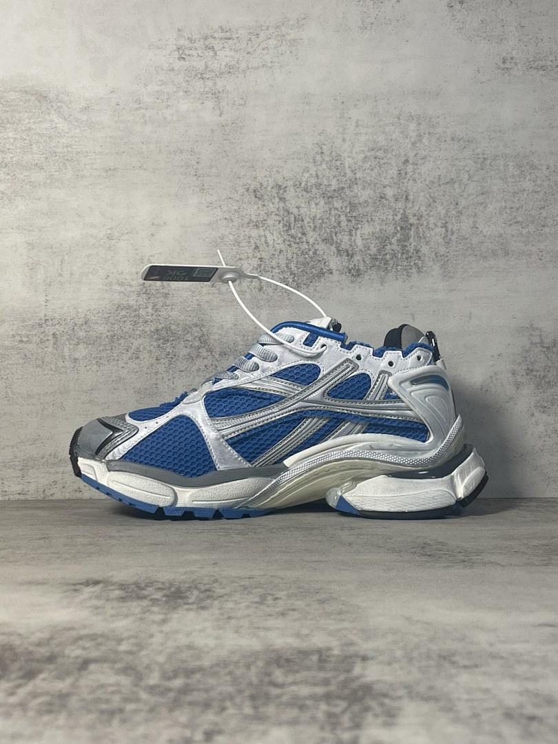 Balenciaga Runner 7.5 - Image 39