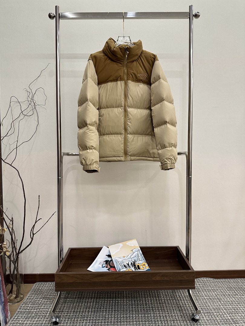 Chanel The North Face 1996 Retro Nuptse 700 Fill Packable Jacket - Image 89