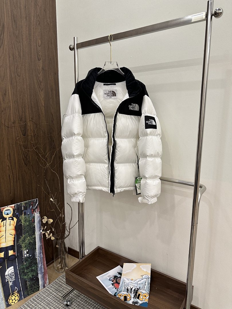 Chanel The North Face White Label Novelty Nuptse Down Jacket (Asia Sizing) - Image 31