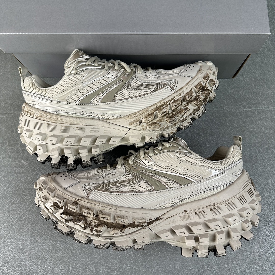 Balenciaga Defender - Image 24