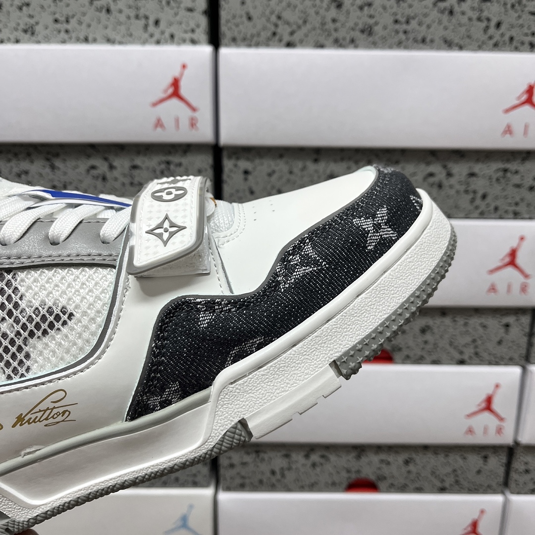 Louis Vuitton Trainer (Black White Grey) - Image 5