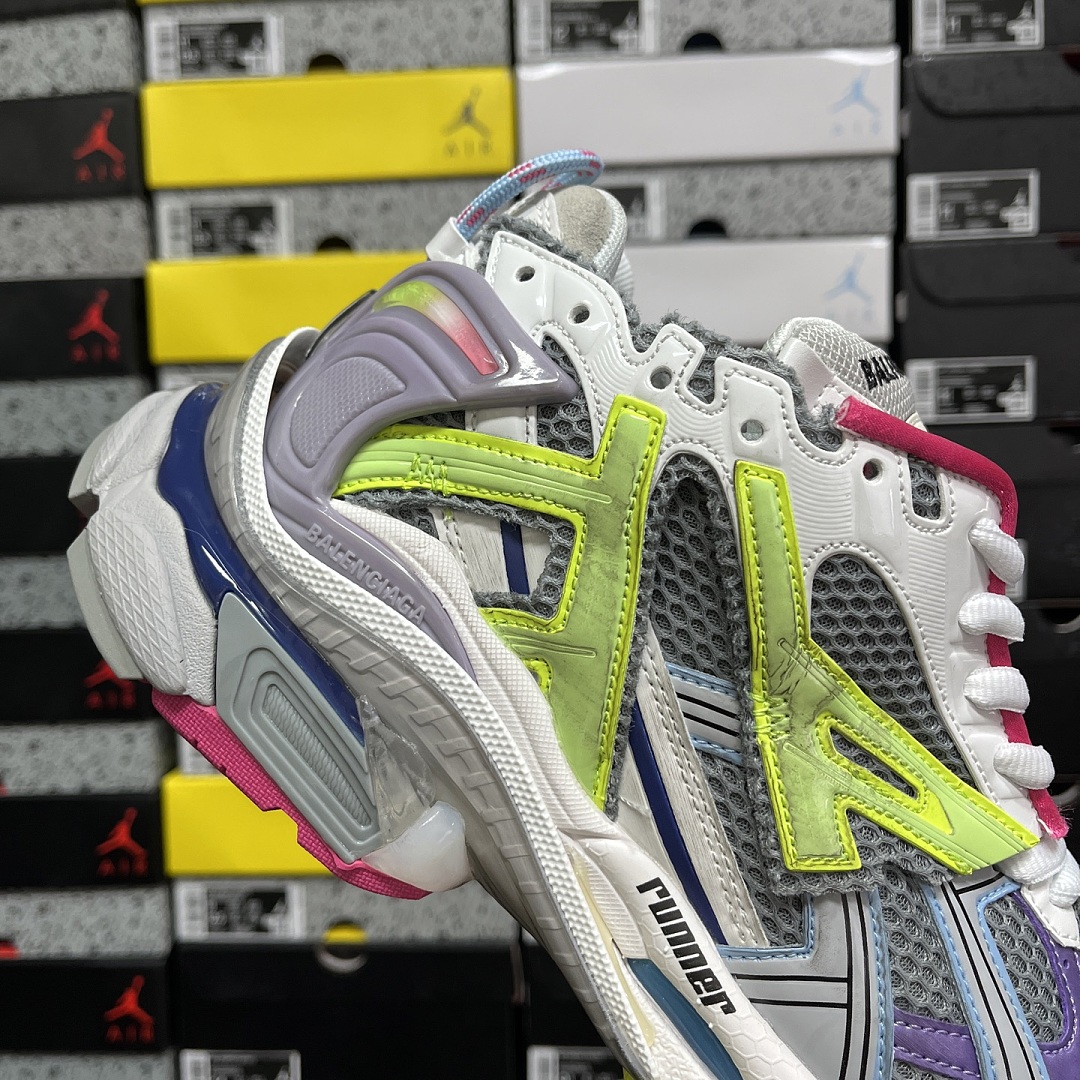 Balenciaga BLCG Runner 7.0 - Image 3