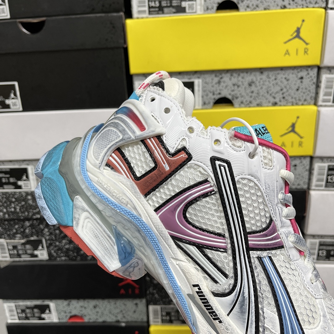 Balenciaga BLCG Runner 7.5 - Image 2