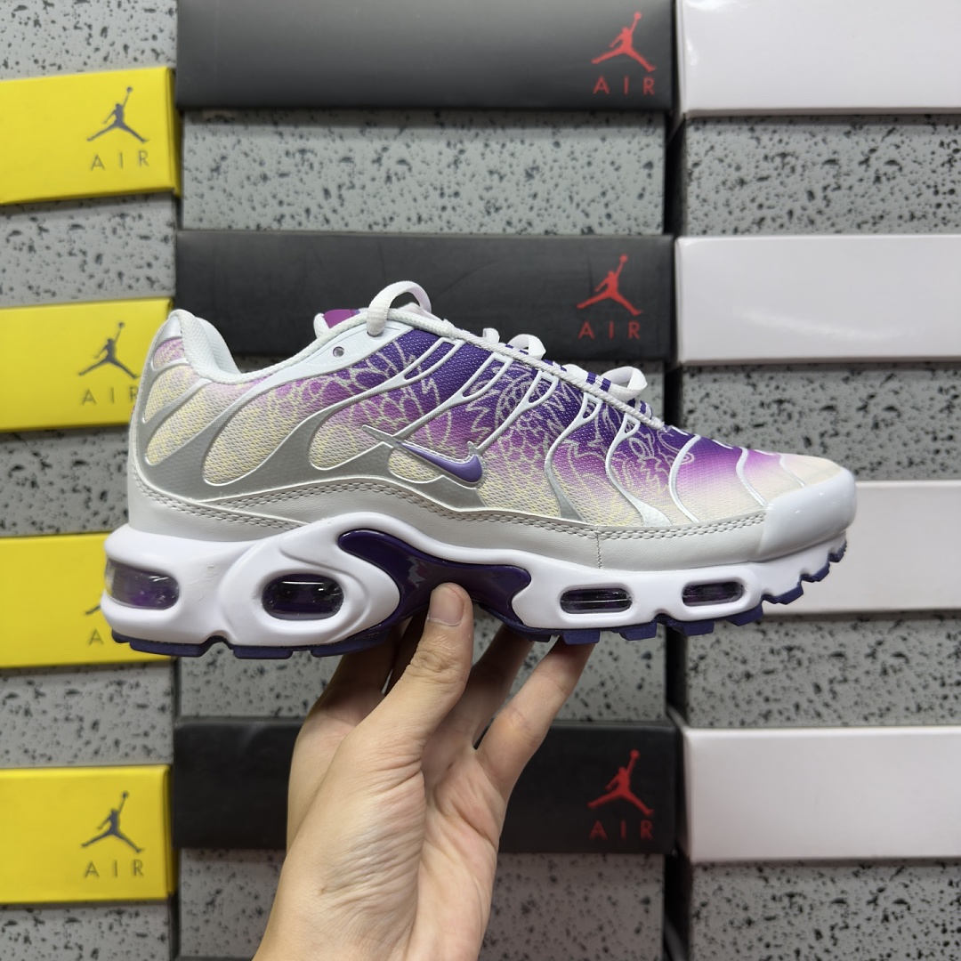Nike Air Max Plus 105-504 - Image 4
