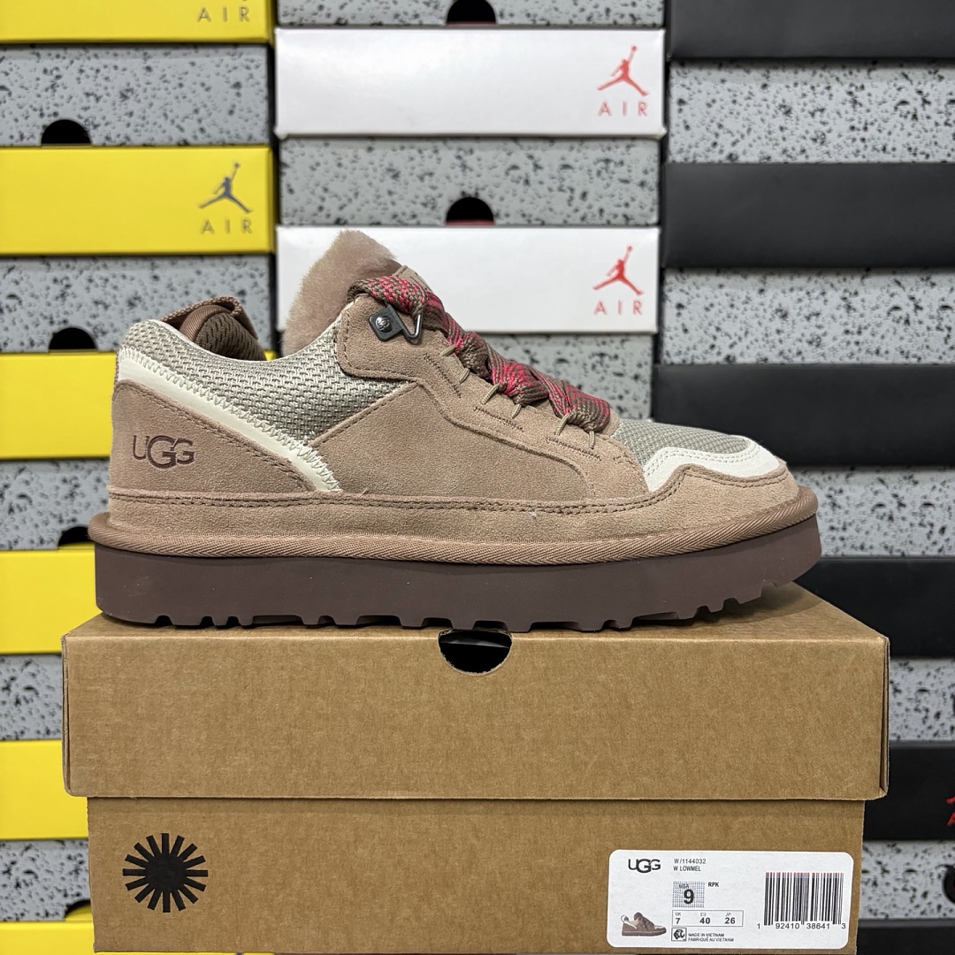 UGG Lowmel Collar Light Brown -4032
