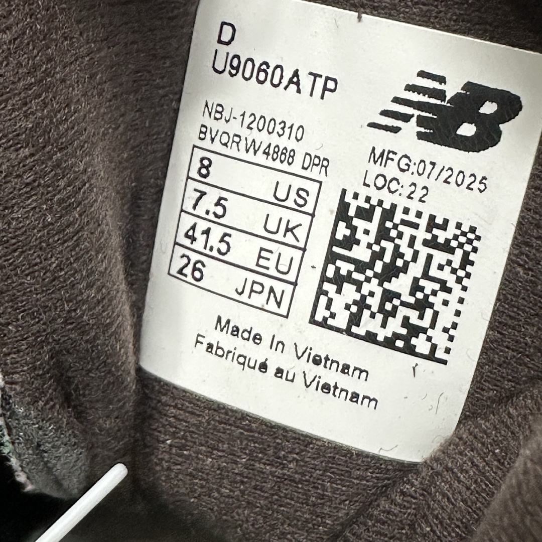 New Balance 9060 - Image 10