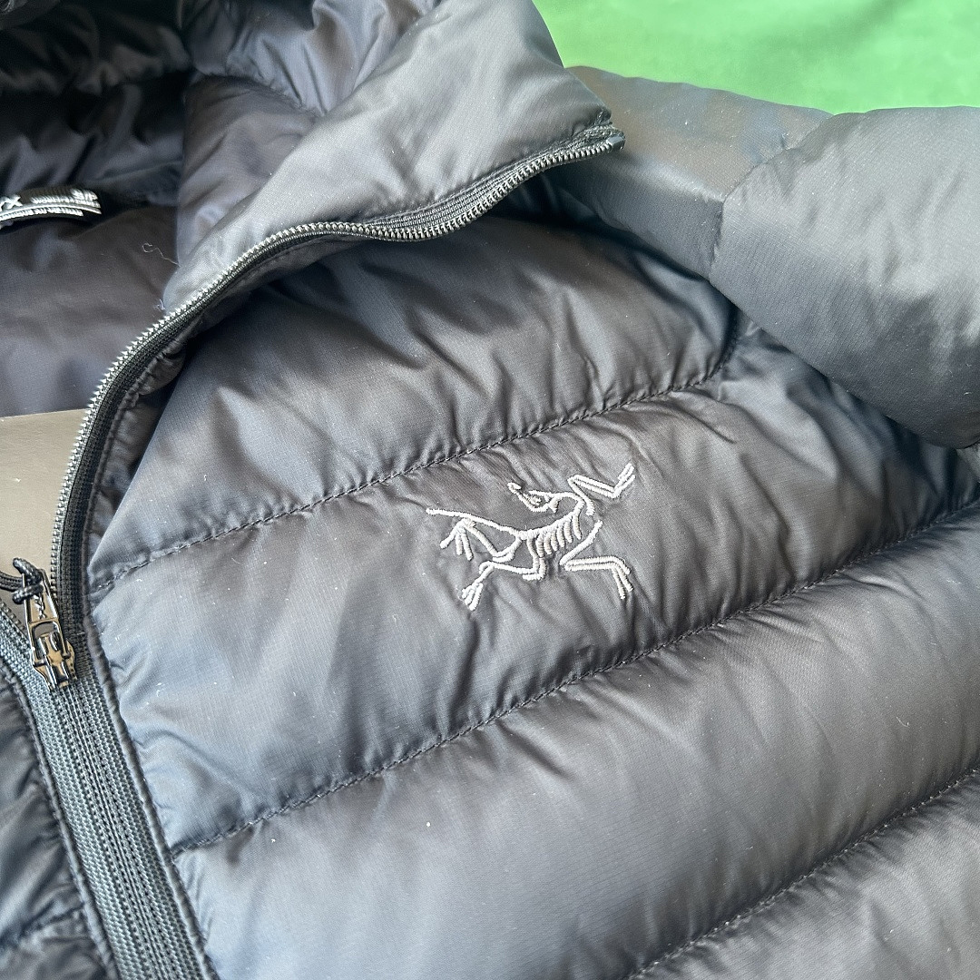 Arc'teryx Cerium LT Hoody Men's Jacket Phatasm (Black Silver) - Image 7