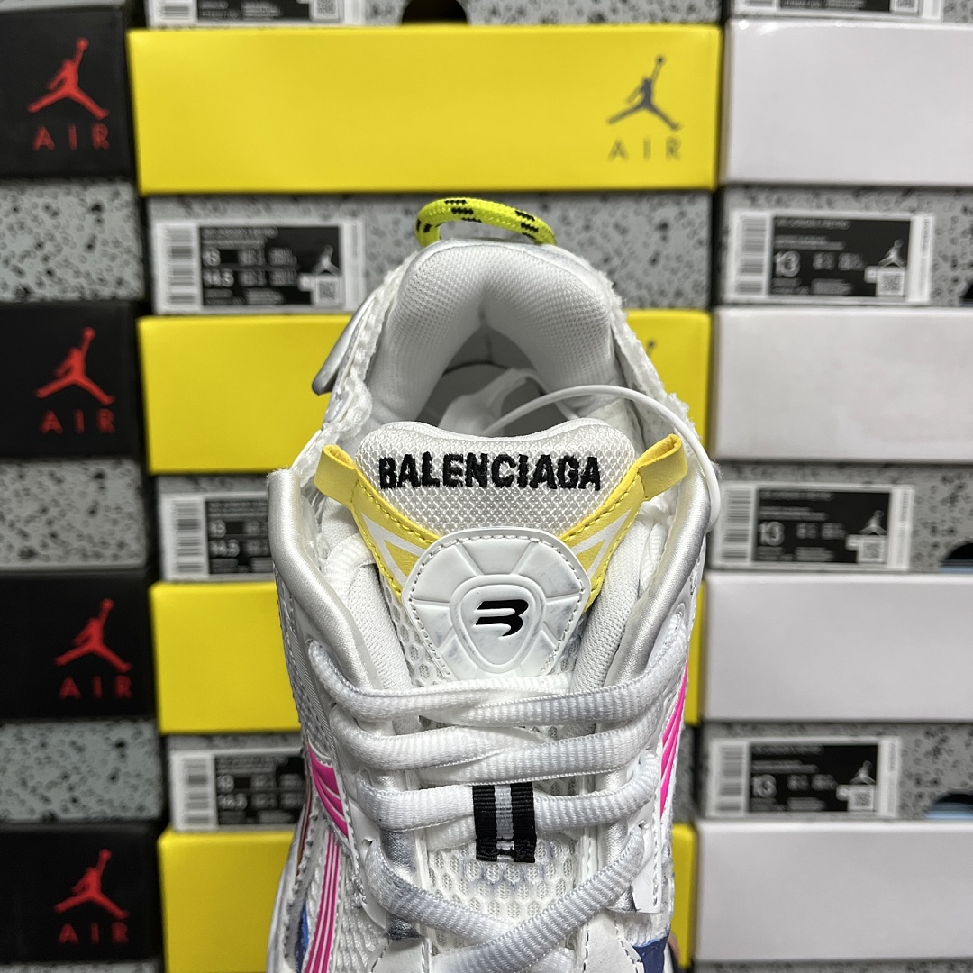 Balenciaga BLCG Runner 7.5 - Image 3