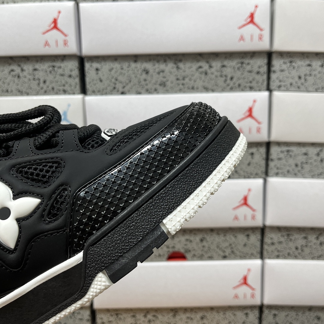 Louis Vuitton Skate Sneaker V3-3 - Image 2