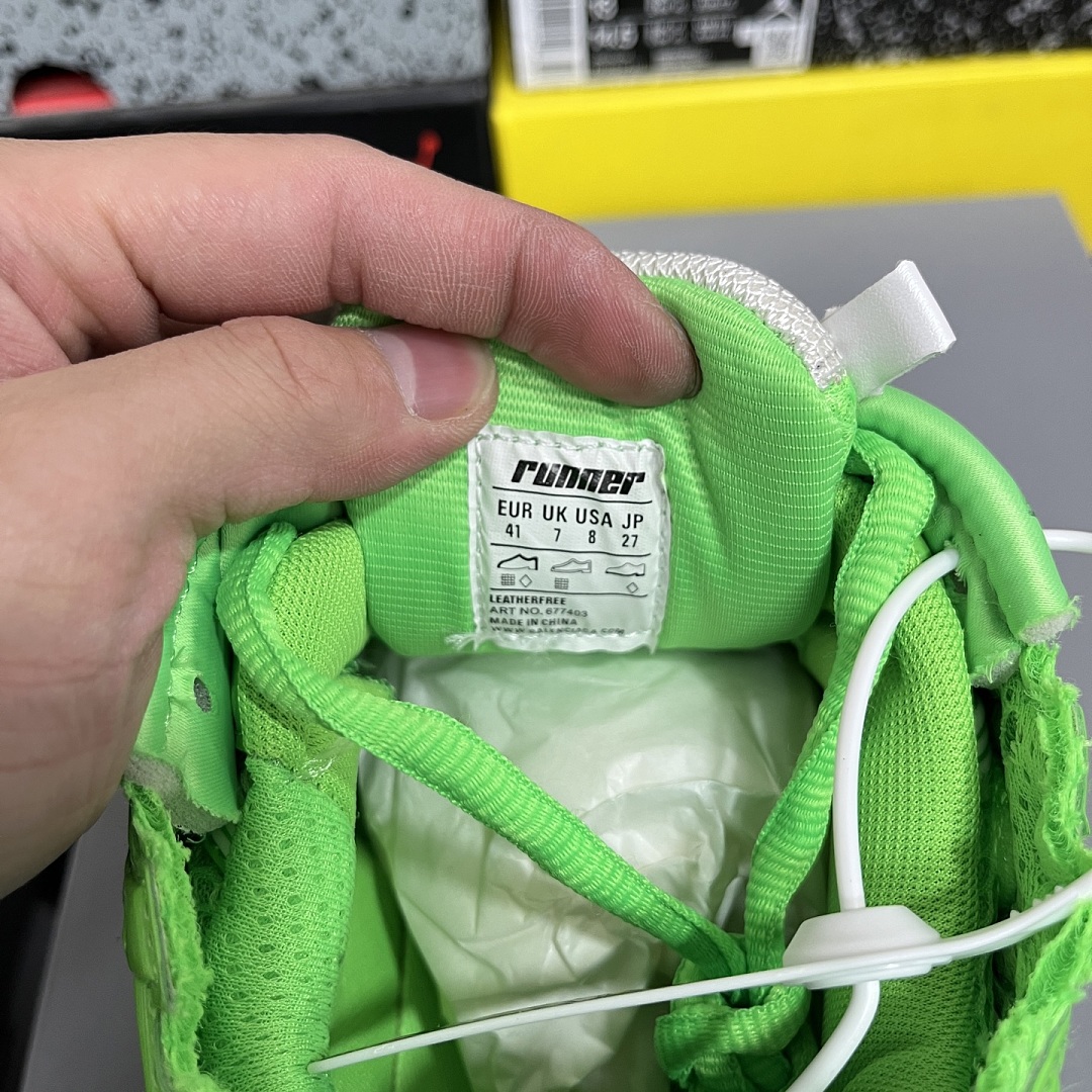 Balenciaga BLCG Runner 7.0 - Image 10