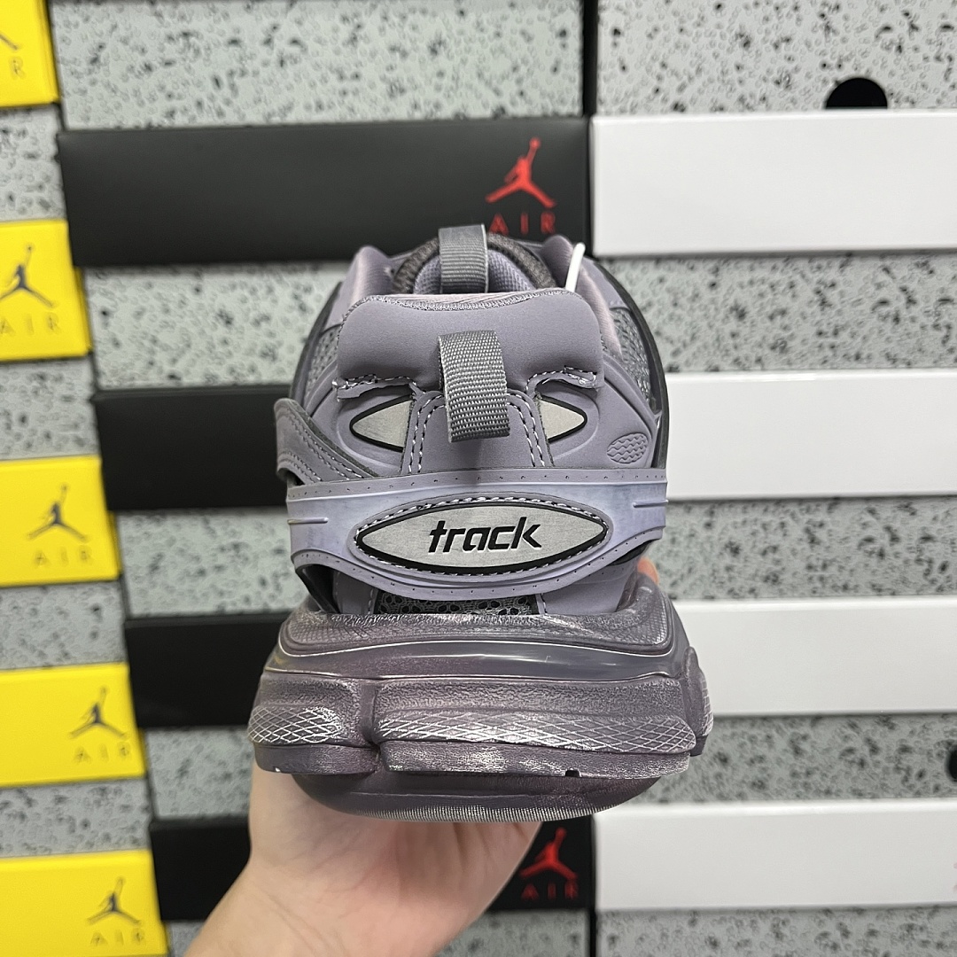 Balenciaga Track - Image 4