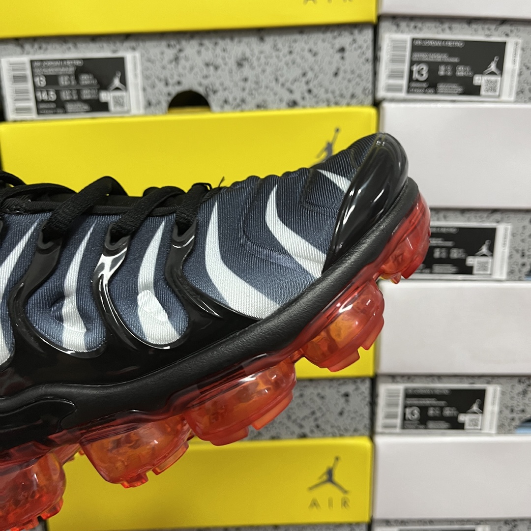 Nike Air VaporMax Plus Shark Black Grey Red Cushion - Image 2