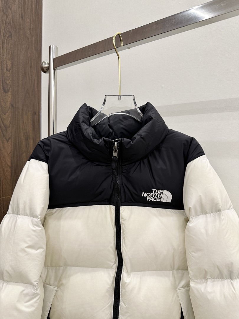 Chanel The North Face 1996 Retro Nuptse 700 Fill Packable Jacket - Image 98