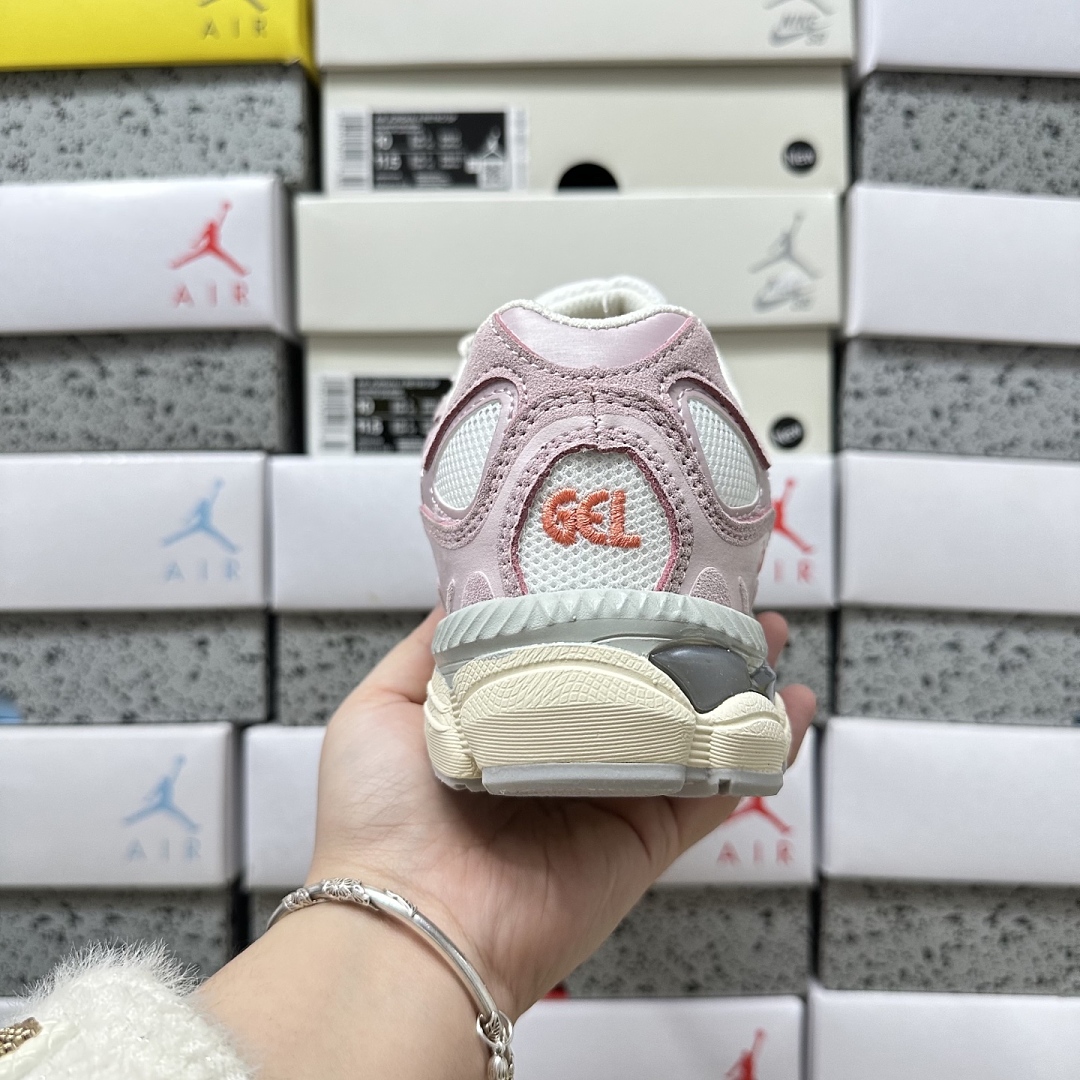 ASICS Gel-NYC Cream Rose Water 1203A383-106 - Image 2
