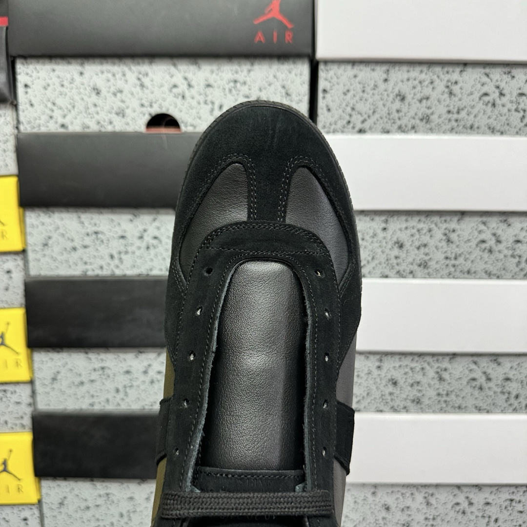 On Running Maison Margiela Replica Black 900 - Image 9