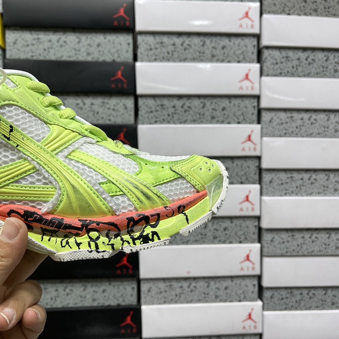 Balenciaga BLCG Runner - Image 24