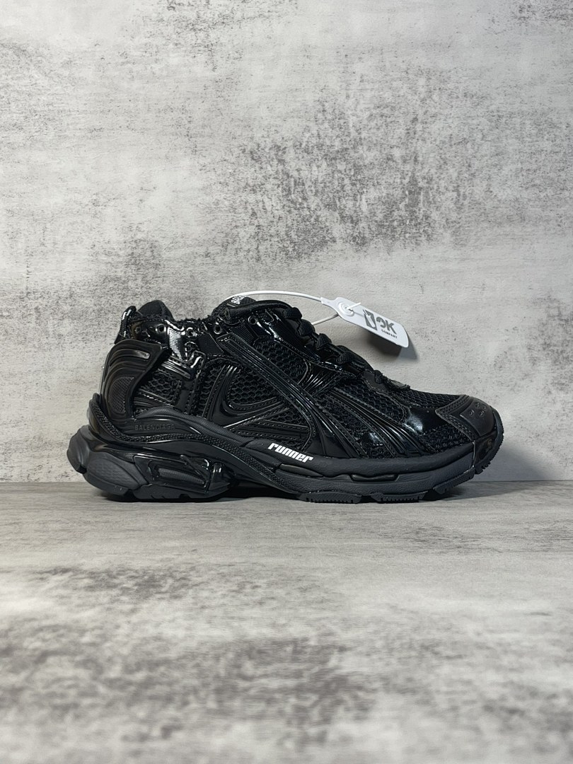 Balenciaga Runner 7.5 - Image 60