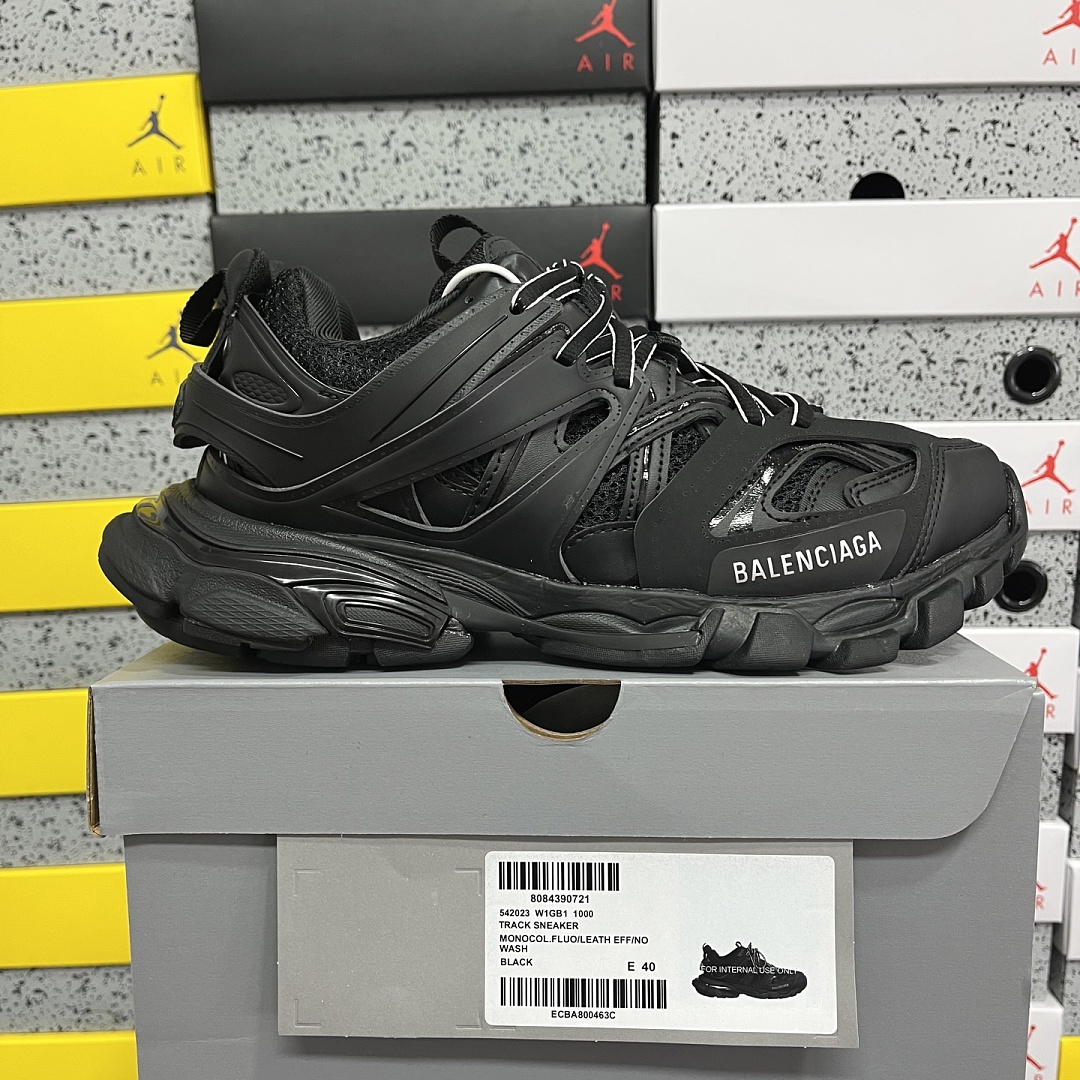 Balenciaga Track