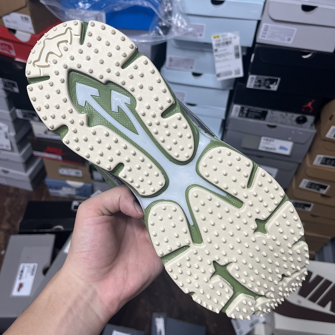 Off-White Be Right Back - Image 4