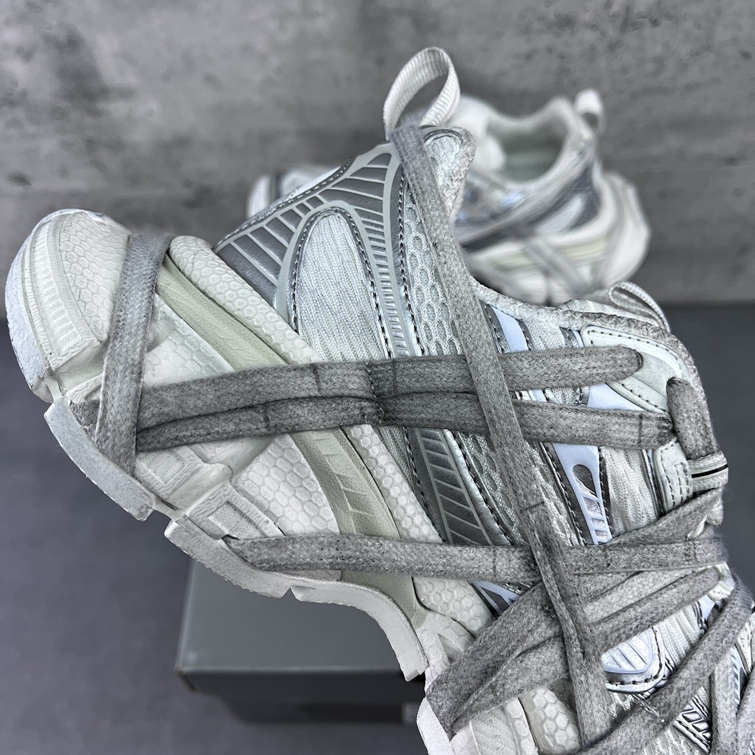 Balenciaga 3XL Extreme Lace - Image 13