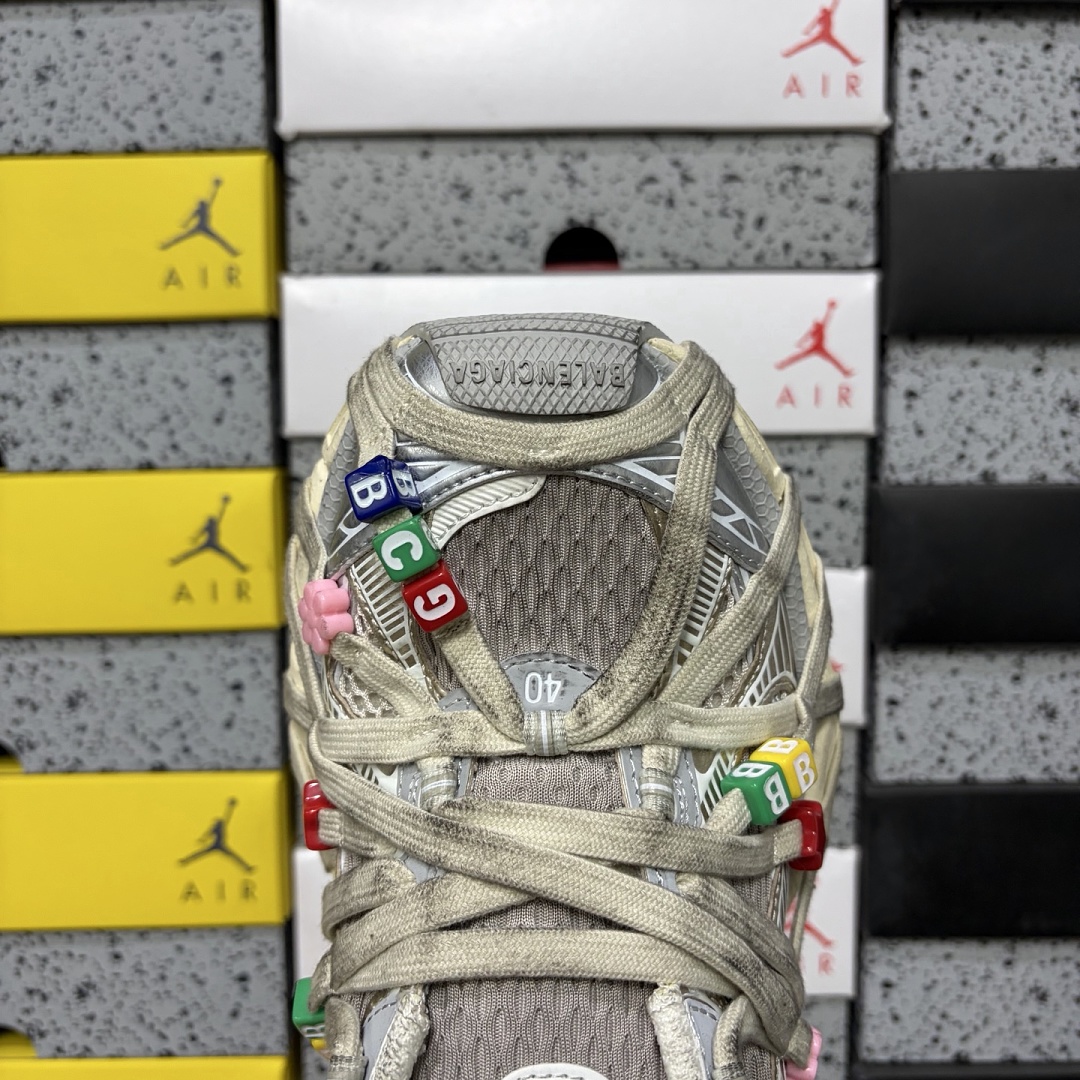Balenciaga BLCG 3Xl - Image 7
