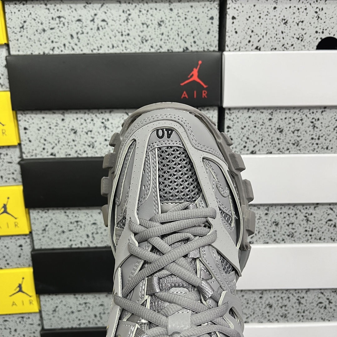 Balenciaga Track - Image 10