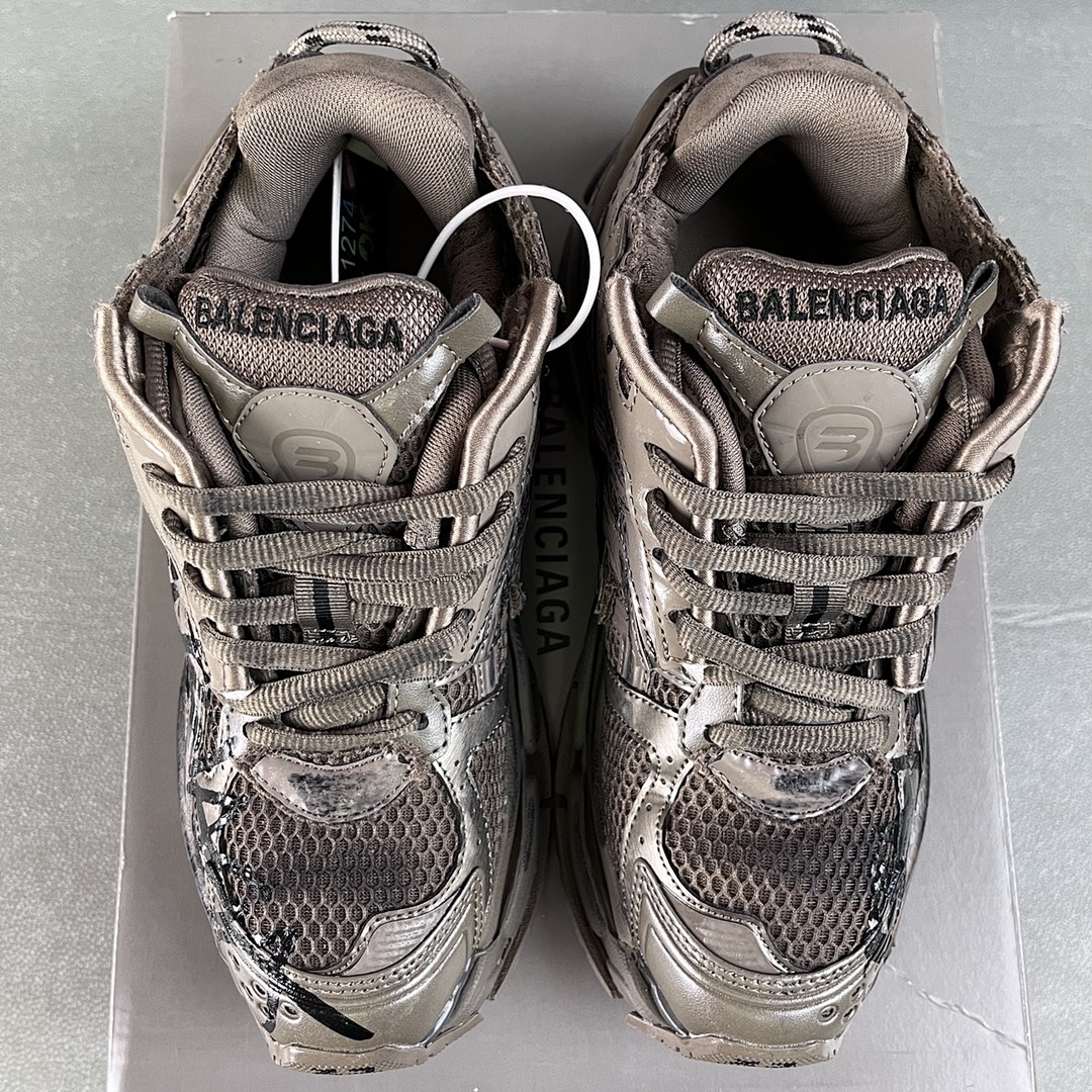 Balenciaga Runner - Image 23
