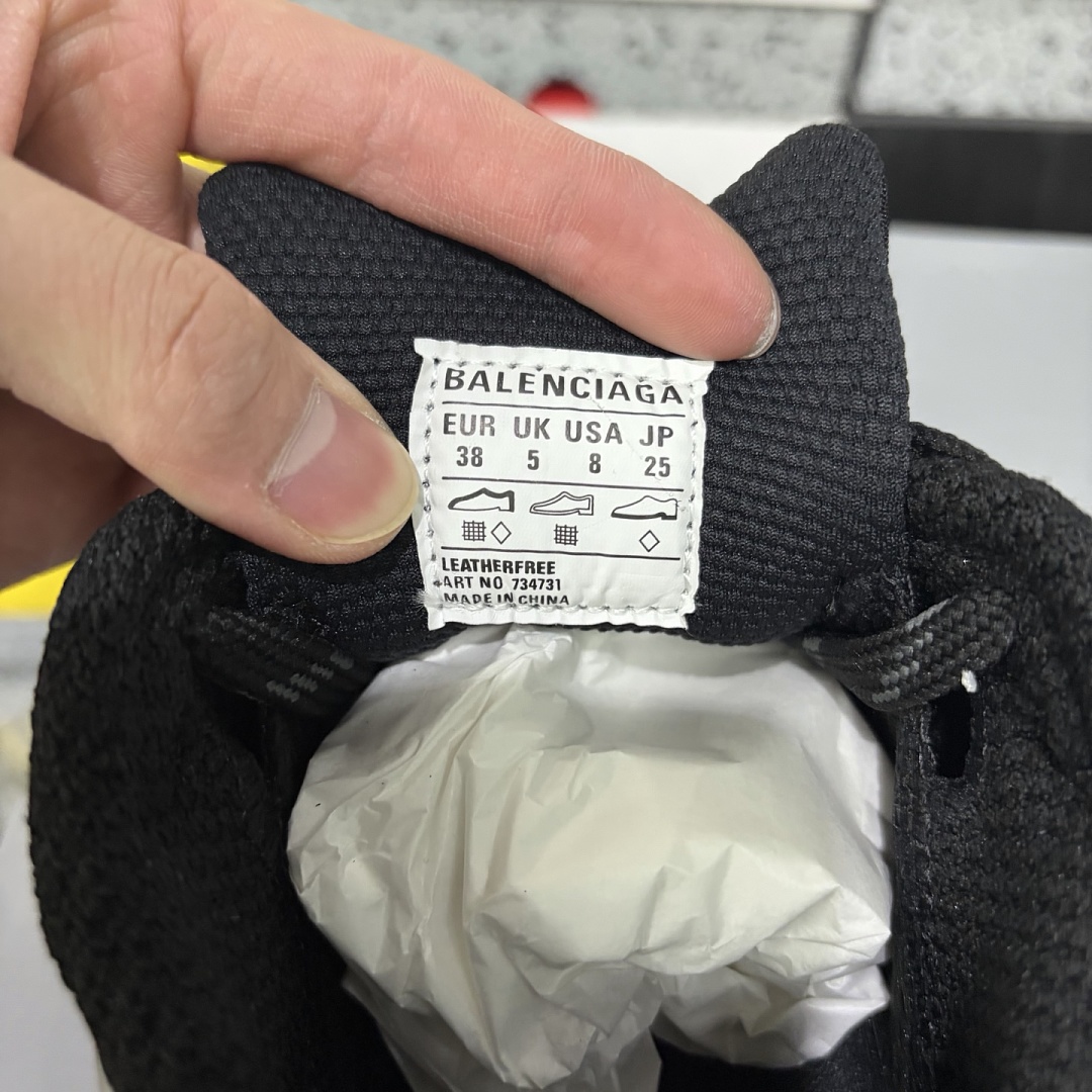 Balenciaga 3Xl - Image 3