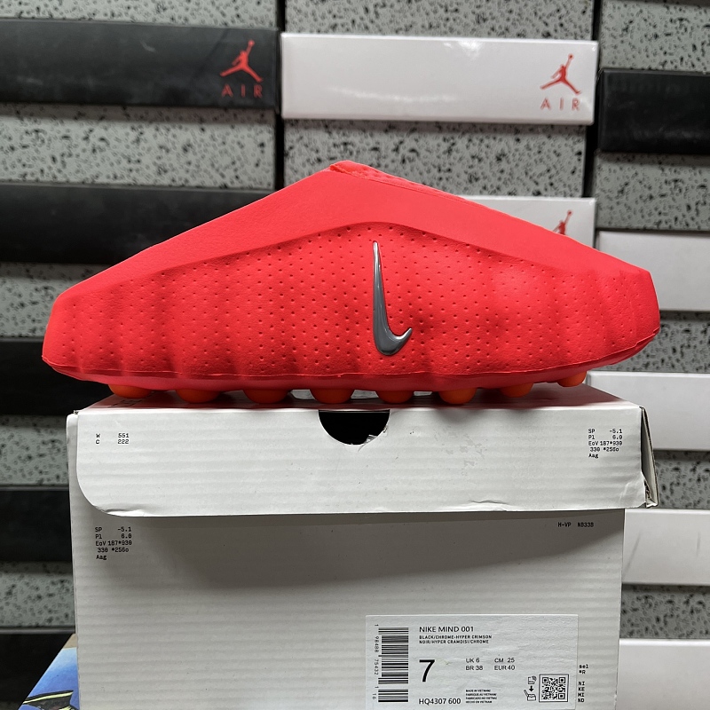 Nike Mind 001 Slide Solar Red HQ4307-600