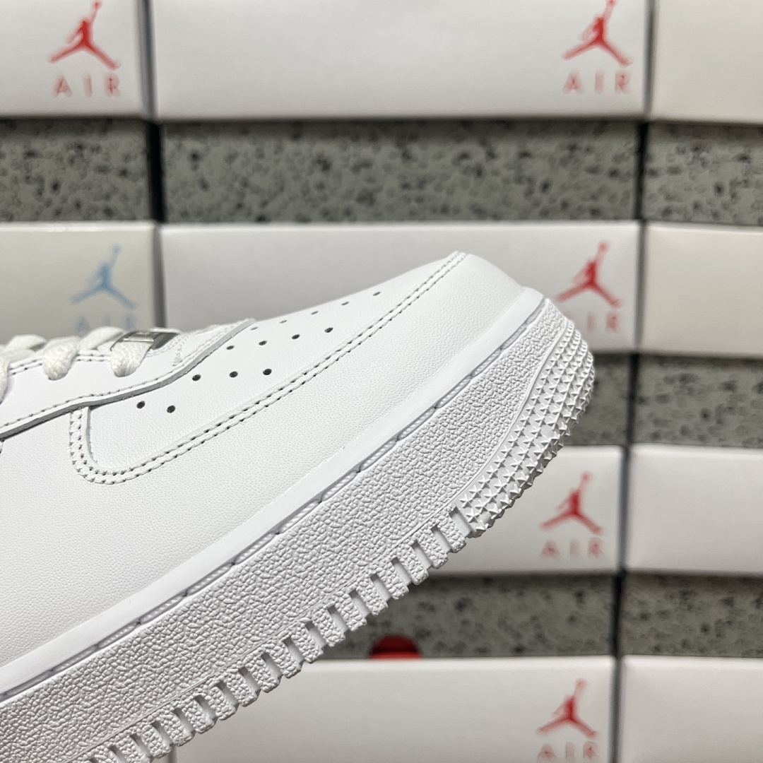Nike Air Force 1 Low Supreme White Sup - Image 6