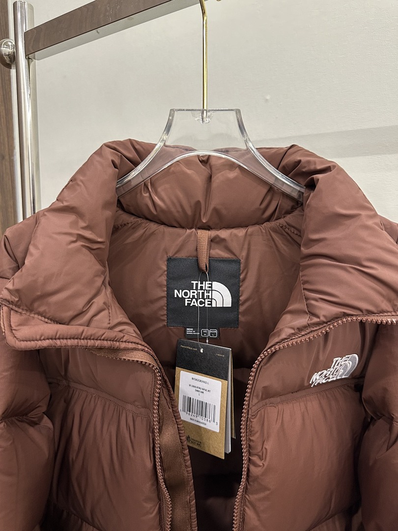 Chanel The North Face 1996 Retro Nuptse 700 Fill Packable Jacket - Image 78