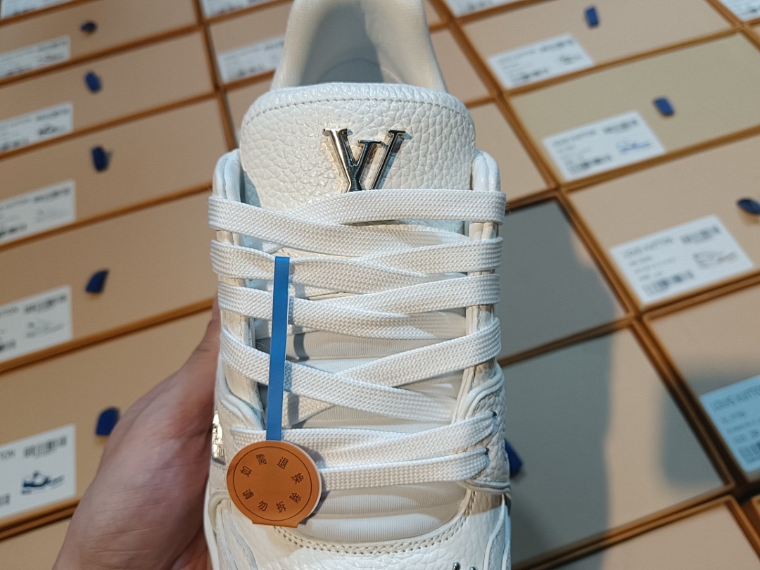 Louis Vuitton LV Trainer Stud - Image 4